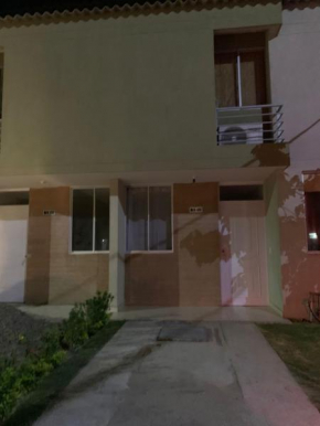 Casa Agradable con estacionamiento privado